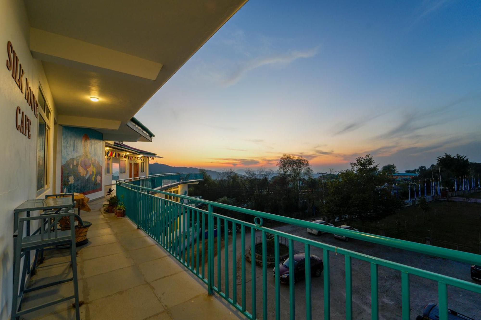 Chokling Arthouse - The Treasure Of Himalayas Hotel Bīr Exterior foto