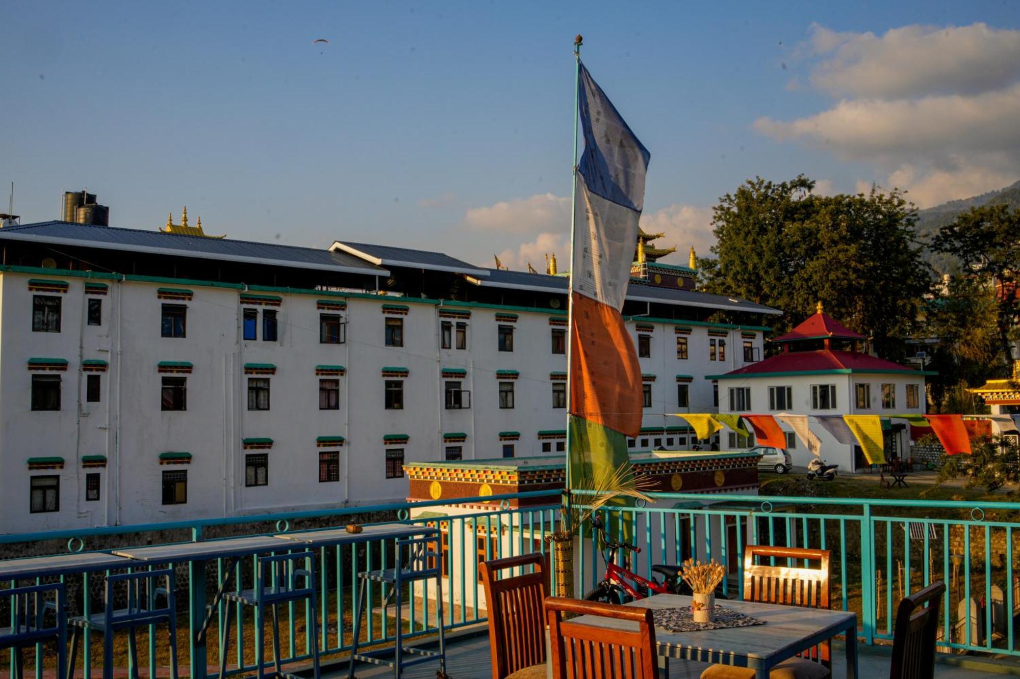 Chokling Arthouse - The Treasure Of Himalayas Hotel Bīr Exterior foto